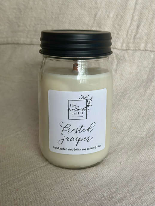 Frosted Juniper | Soy Wooden Wick Candle