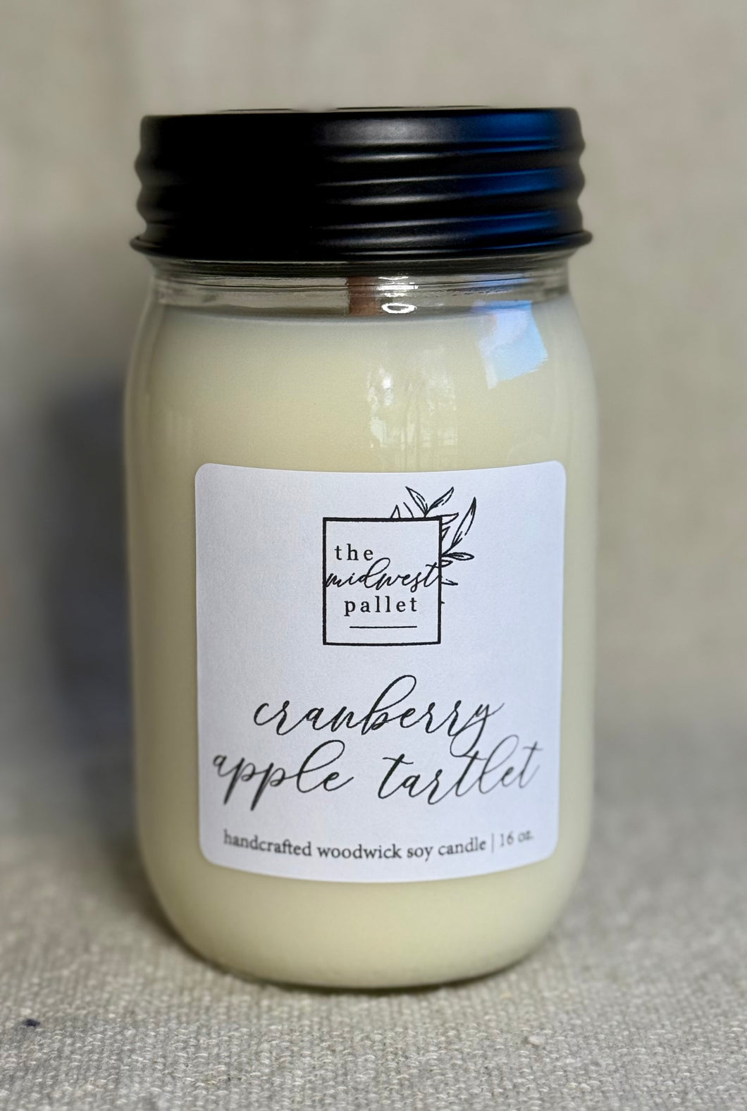 Cranberry Apple Tartlet | Soy Wooden Wick Candle